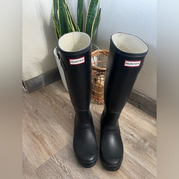 Tall hunter boots - Picture 3 of 9
